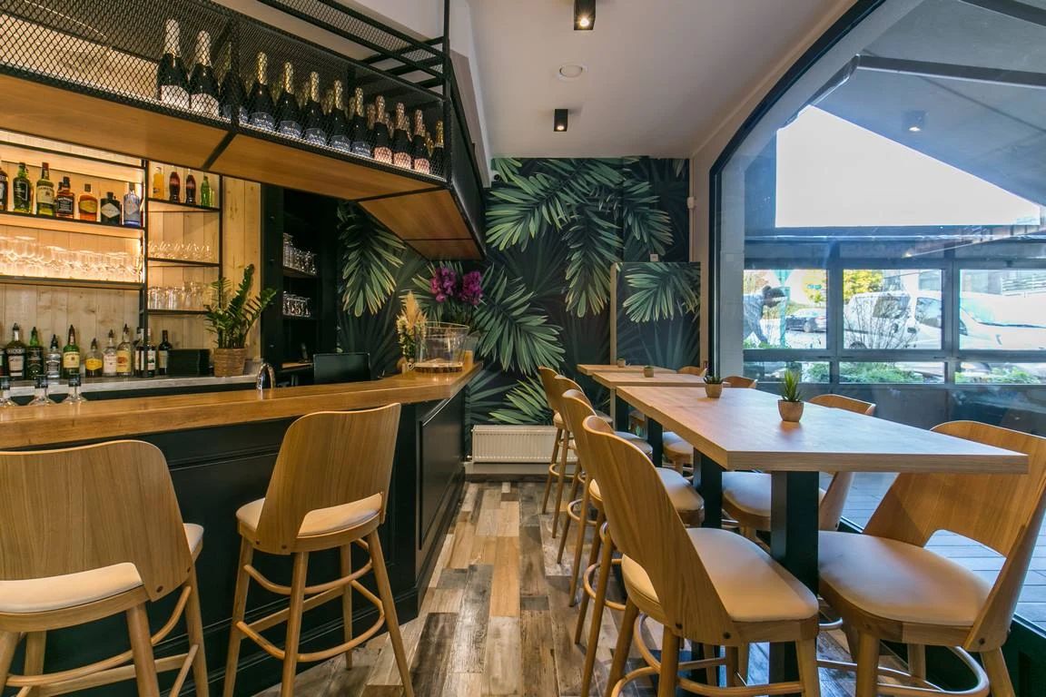Restaurants Le Gorille — mobilier sur mesure HCI, photo 2