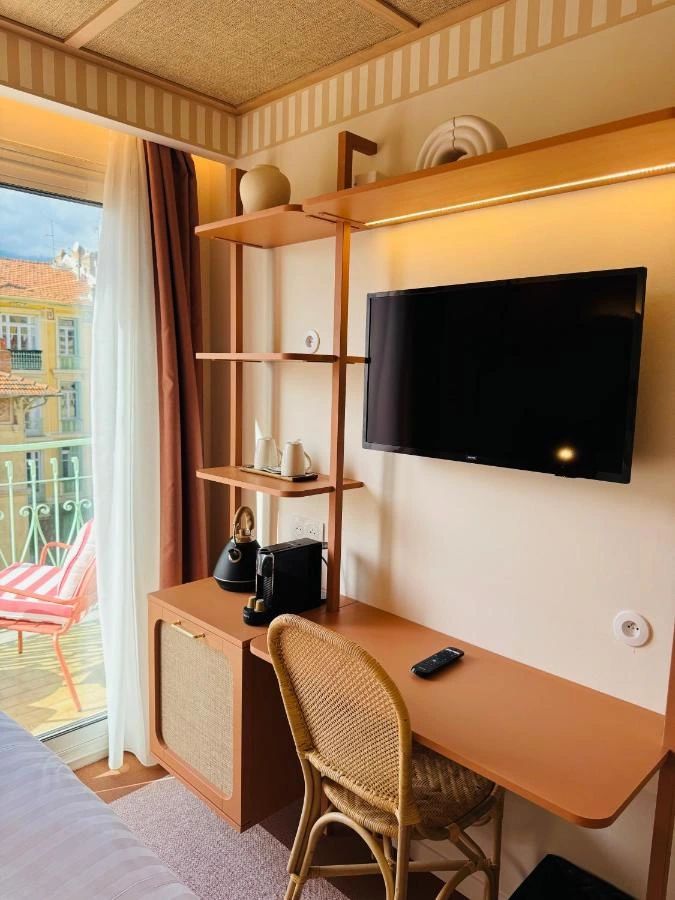 Hôtel Gabriel — mobilier sur mesure HCI, photo 3