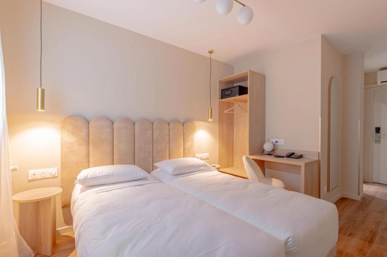 Grand Hôtel Sénia — mobilier sur mesure HCI, photo 4