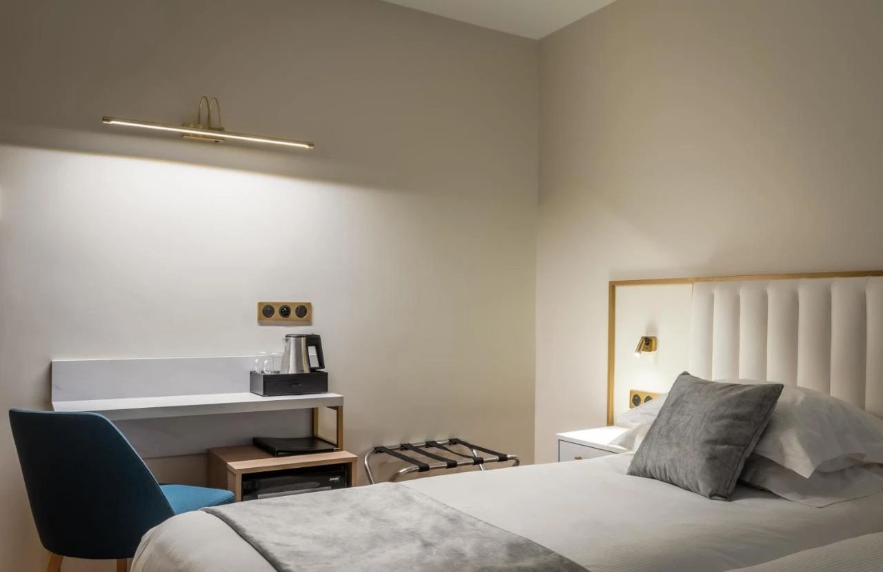 Hôtel des 2 Avenues — mobilier sur mesure HCI, photo 5