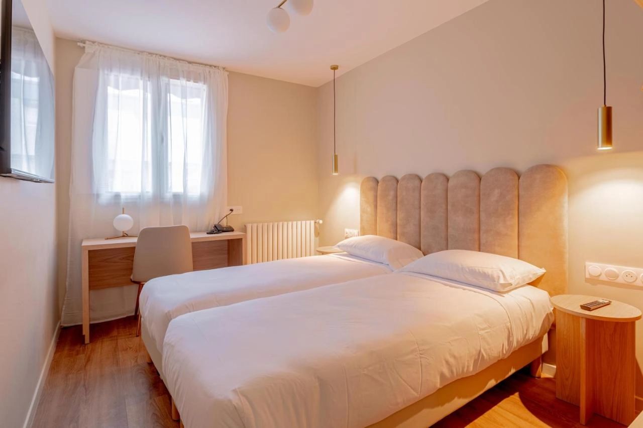 Grand Hôtel Sénia — mobilier sur mesure HCI, photo 6