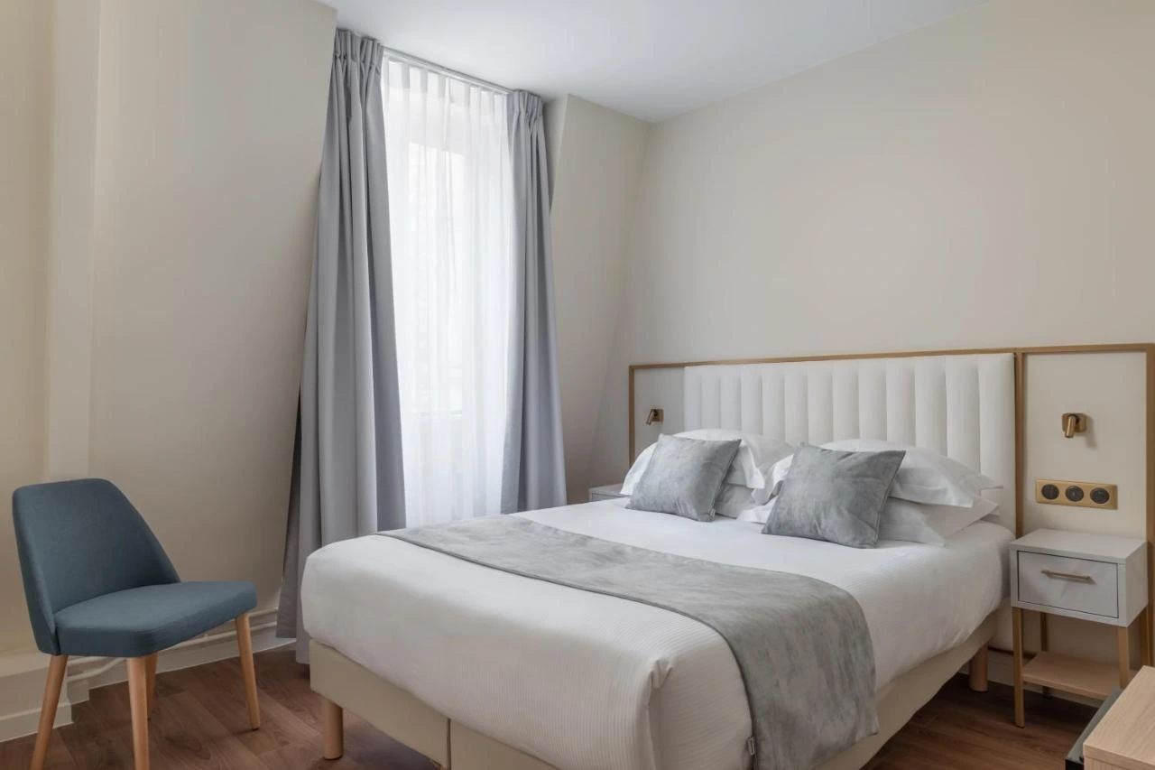 Hôtel des 2 Avenues — mobilier sur mesure HCI, photo 10